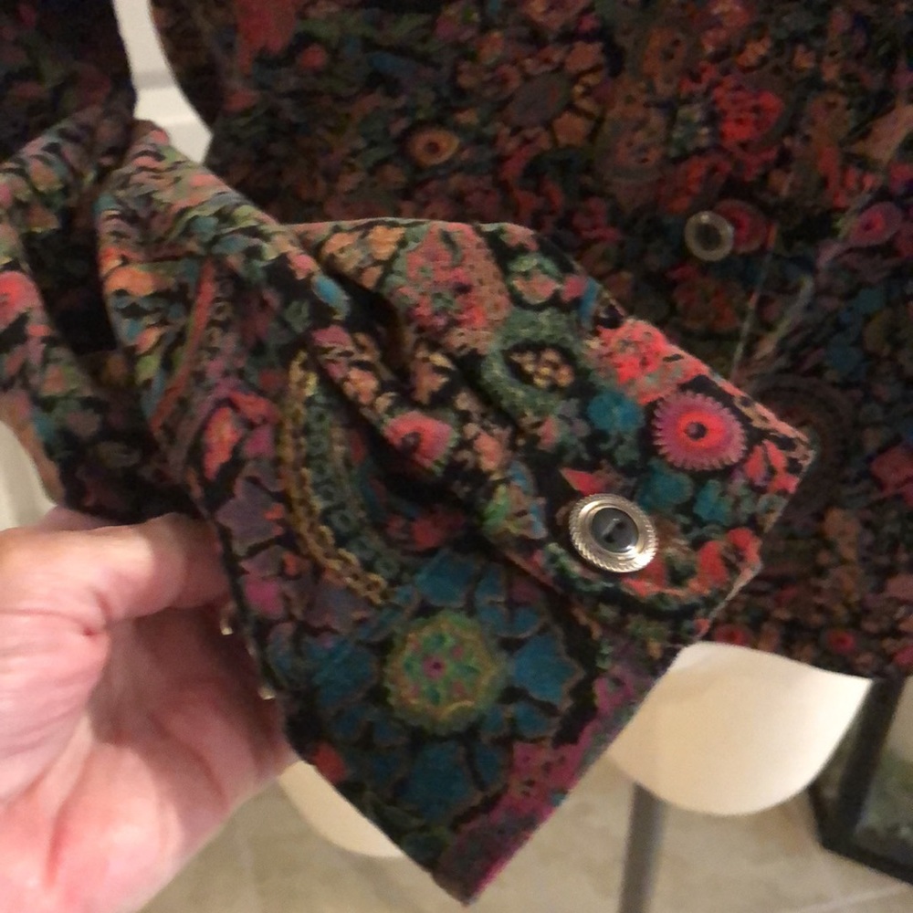 Jacket/Blazer - Picture 3 of 8